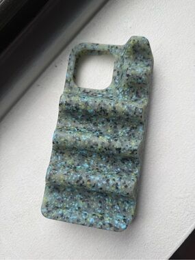 bailey hikawa iphone 16 pro max Speckled Green Blue Silicone Phone Grip Case